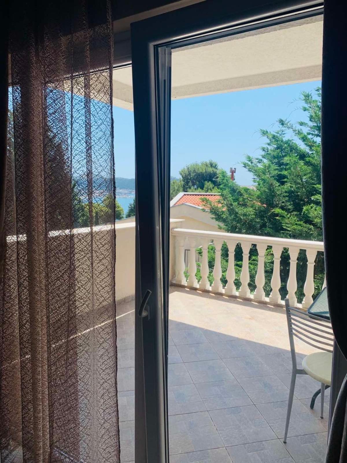 Imperia Apartment *