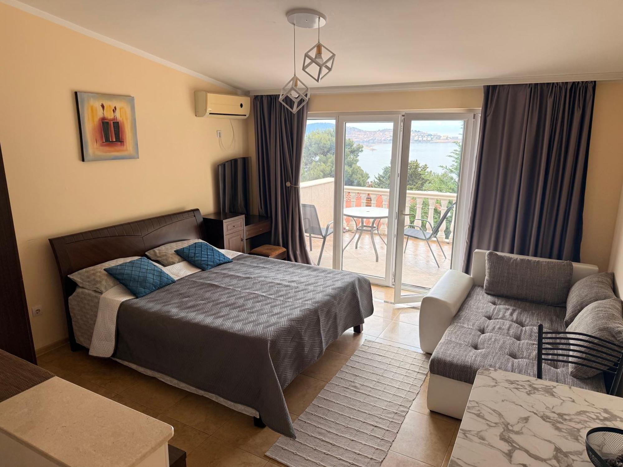 Imperia Apartment