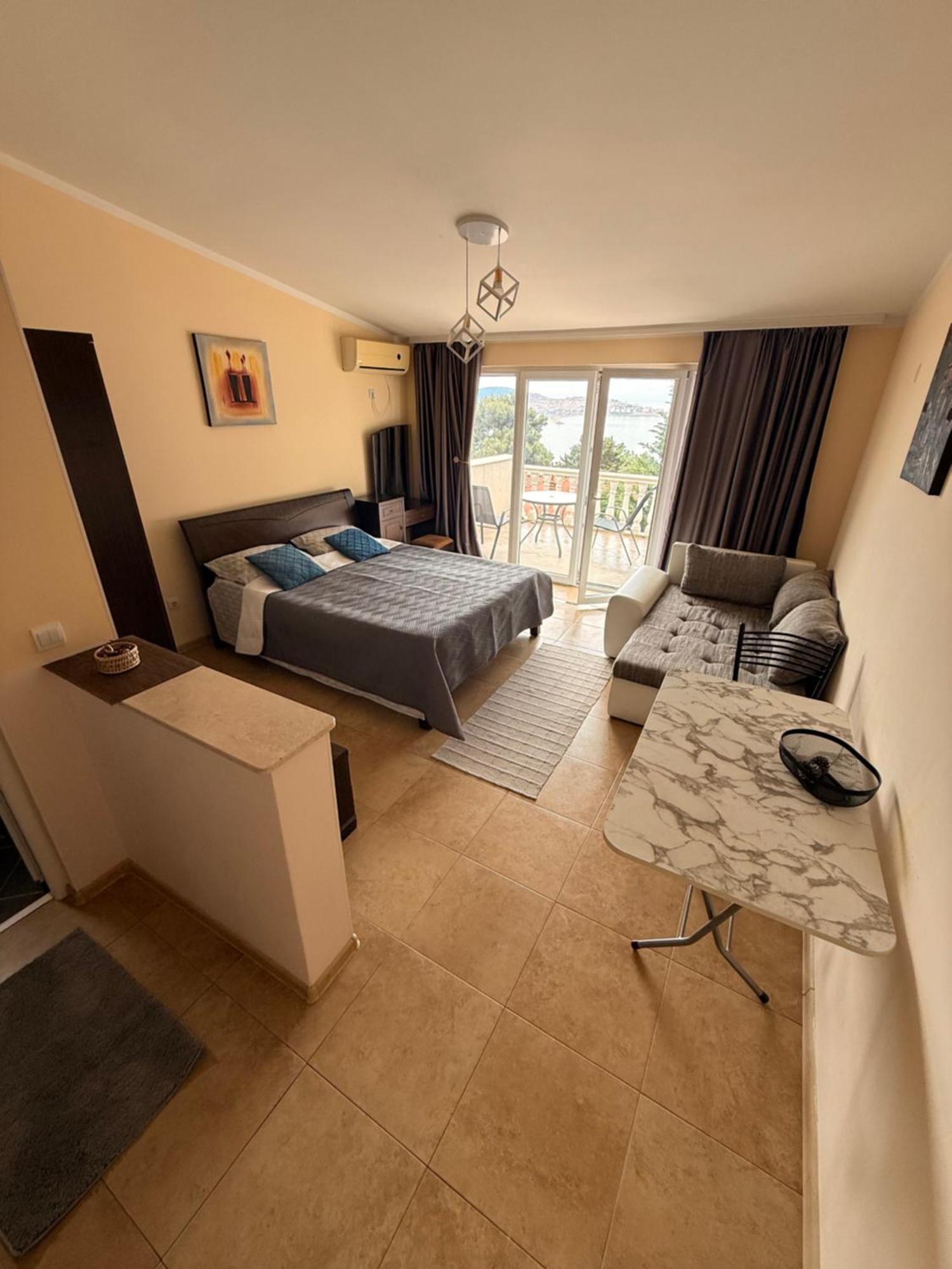Apartment Imperia *